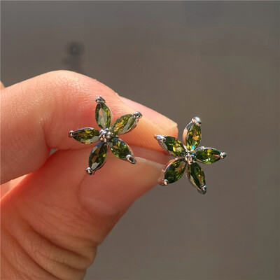 Armsad naiste väikesed tärniga kõrvarõngad võluvad hõbedased vikerkaare tsirkoonkivist pulmaehted naistele