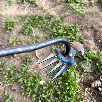 Εγχειρίδιο 2 σε 1 Garden Weeder Rake Tools Weed Grass Rooting Shovel Μαγγάνιο Χάλυβας Χαλάρωση Εδάφους Σκάψιμο Γεωργικό Εργαλείο