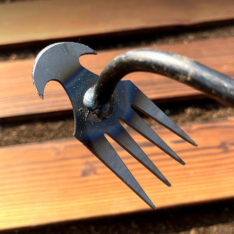 Aiarohi ergonoomilise käepidemega muru juurdumine lahtise pinnase reha Tugev V-kujuline kahvel Käsitsi umbrohutõrje eemaldamise tõmmits Aia käsitööriistad