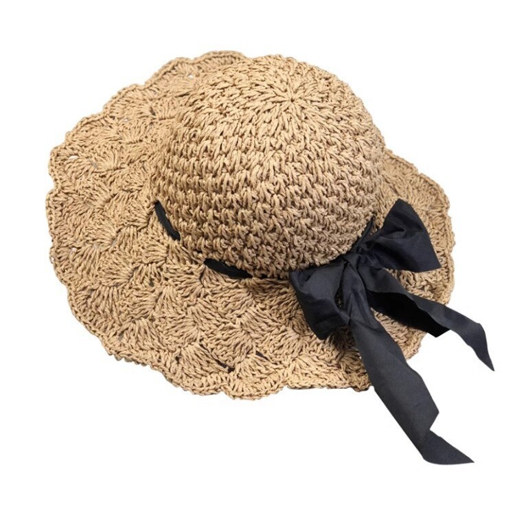 Vasarinė šiaudinė skrybėlė moterims su juostele, rankomis megzta kepure Aukštos klasės plataus krašto skrybėlė nuo saulės spindulių apsauganti paplūdimio kepurė