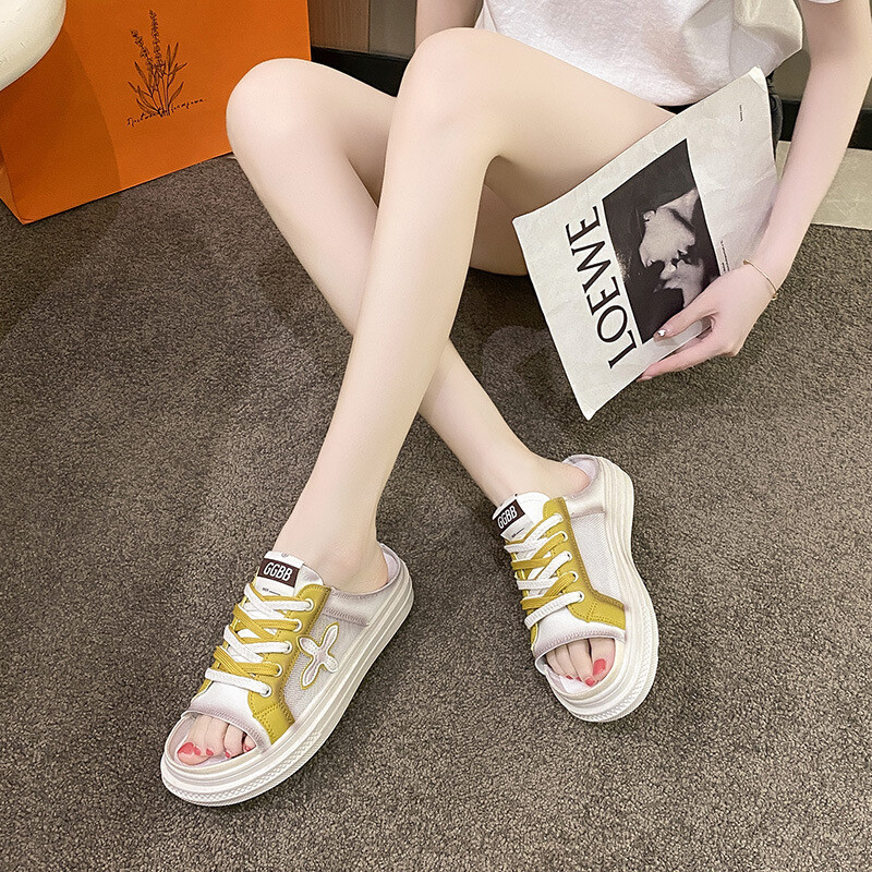 2023. aasta uued suvised korea stiilis naistekingad, moodsad vabaaja laia ninaga lahtise varbaga kingad, paeltega, ülerõivaste jaoks naiste sussid