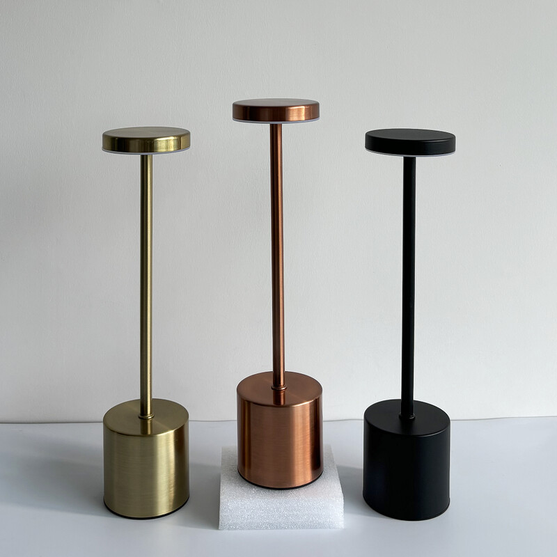 C tipo įkraunama LED stalinė lempa jutiklinis jungiklis prie lovos naktinis šviestuvas Nešiojama 3 spalvų stalinė lempa, skirta klubo baro kambario lauko dekoravimui