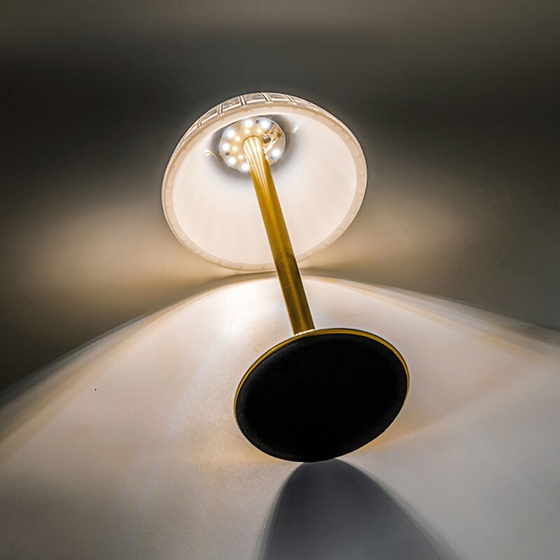 Kerge luksuslik kuldkristall-teemantvalgusti, laadimine, hämardav LED-voodipea atmosfäärivalgus, puutetundlik öövalgus