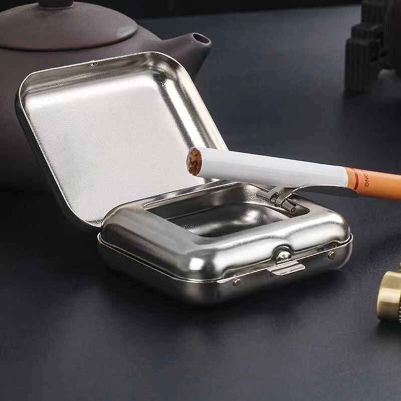 Mini metallist kaasaskantav väike tuhatoos välitingimustes kaasaskantav taskutuhatoos Loomingulised auto suitsetamistarvikud tuhatoosi sigar