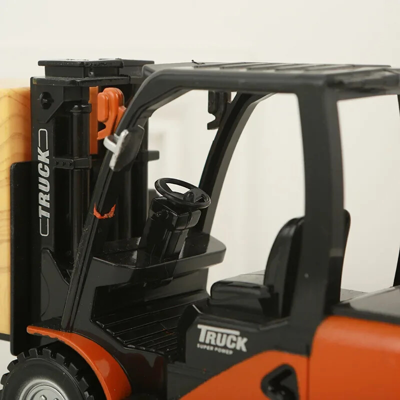 Moda stil industrial Ceas de birou cu stivuitor Ceas cu deşteptător creativ cu personalitate Ceas de noptieră pentru studenţi Mobilier de casă