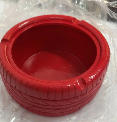 Retrokujuline rehvikujuline tuhatoos Tuhaaluse hoidik Vaigust sigareti suitsetamine elutoa kaunistamiseks Koduvidinad Aksessuaarid