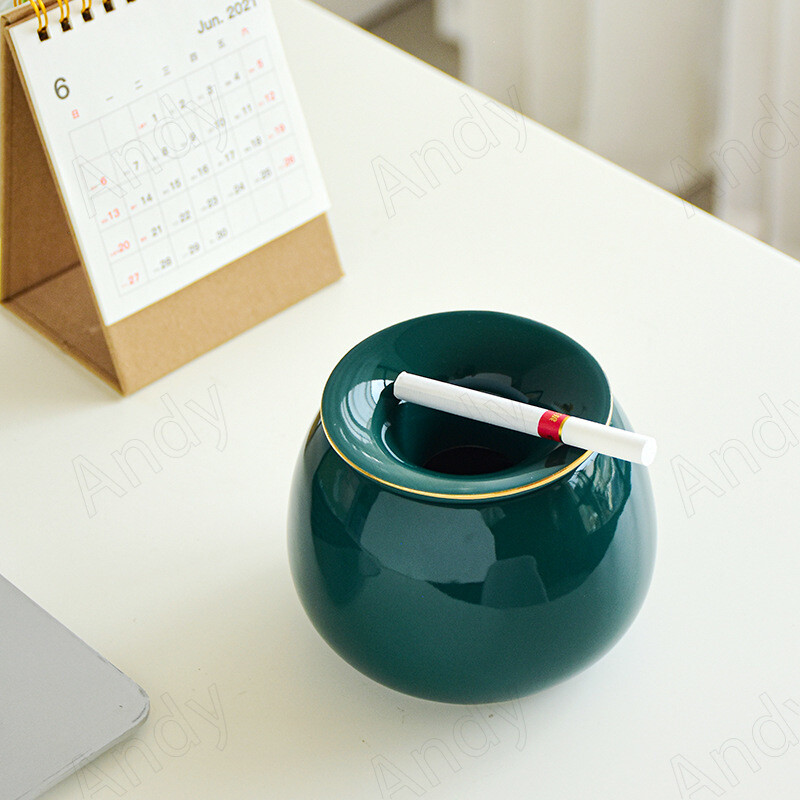 Europos keramikos peleninės glazūros spalvos dekoratyvinis biuro stalinis peleninės Gold Stroke Modernus gyvenamasis kambarys pelenų padėklas namų apdaila