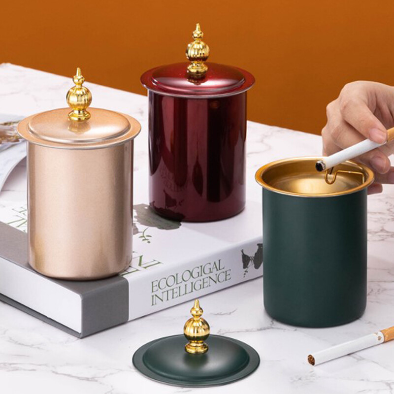 Scrumieră din oțel inoxidabil cu capac Pâlnie Scrumieră pentru mașină rezistentă la vânt Cupă fără fum Anti-Fly Ash Scrumieră pentru trabucuri Decorare pentru cameră de acasă