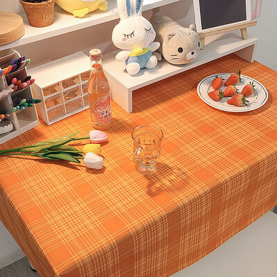 Ins Korea ruuduline laudlina žakaarkangast kirjutuslaud laudlina matt taustariie kodukaunistus põhjamaine kaasaegne laud elutuba