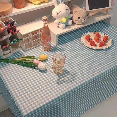 Ins Korea ruuduline laudlina žakaarkangast kirjutuslaud laudlina matt taustariie kodukaunistus põhjamaine kaasaegne laud elutuba