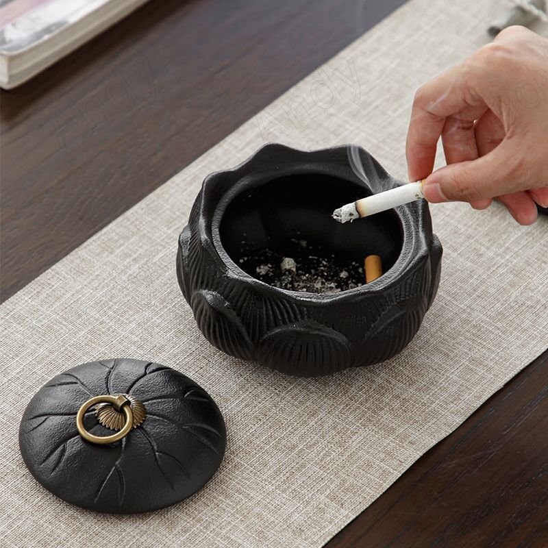 Retro keramikos peleninė rankinis matinis kavos staliukas Peleninės Creative Lotus Decoration Biuro darbastalio pelenų padėklas namų dekoravimas