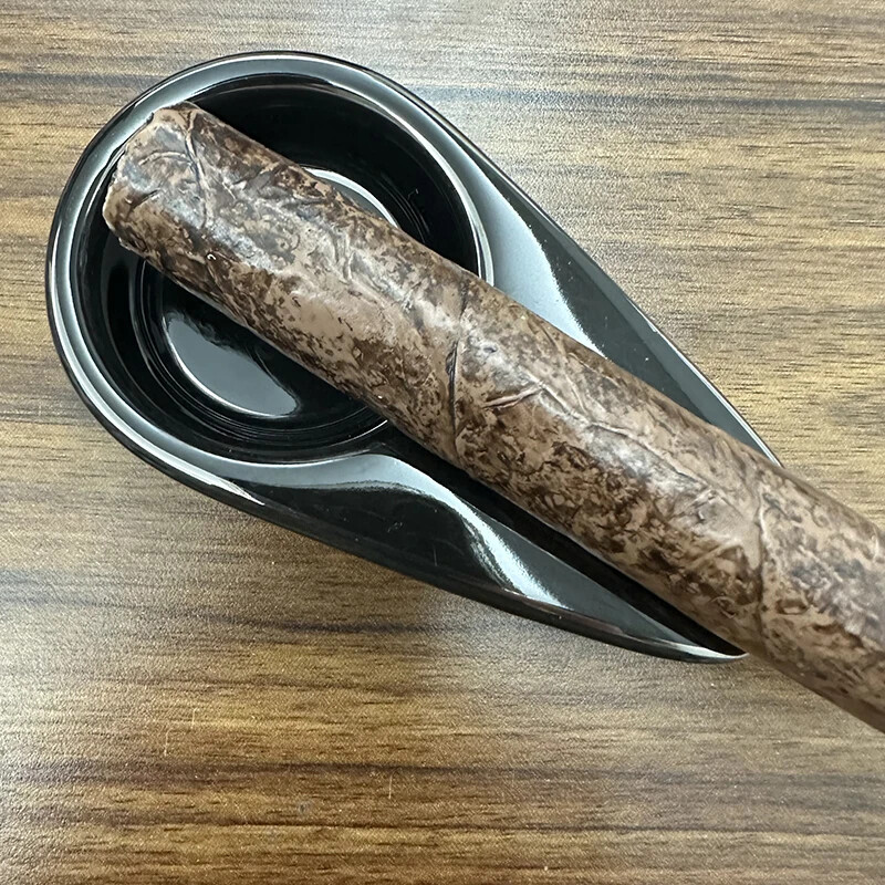 1 tk musta keraamika sigari tuhatoos, taskusse kinnitatav reisituhatoos