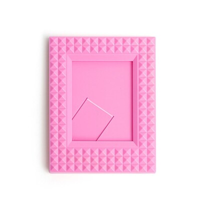 Lauaarvuti sisekujundusega kiirkaamera pildiraami tempel vertikaalne kaardiekraani alus Väljalõigete albumi neet Polaroid/Fujifilm Instaxi jaoks