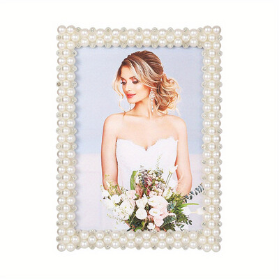 1 tk naturaalvalgest pärlikivist plastikust pildiraam, 1 juhuslik pilt, mis sobib perele ja sõpradele kinkimiseks