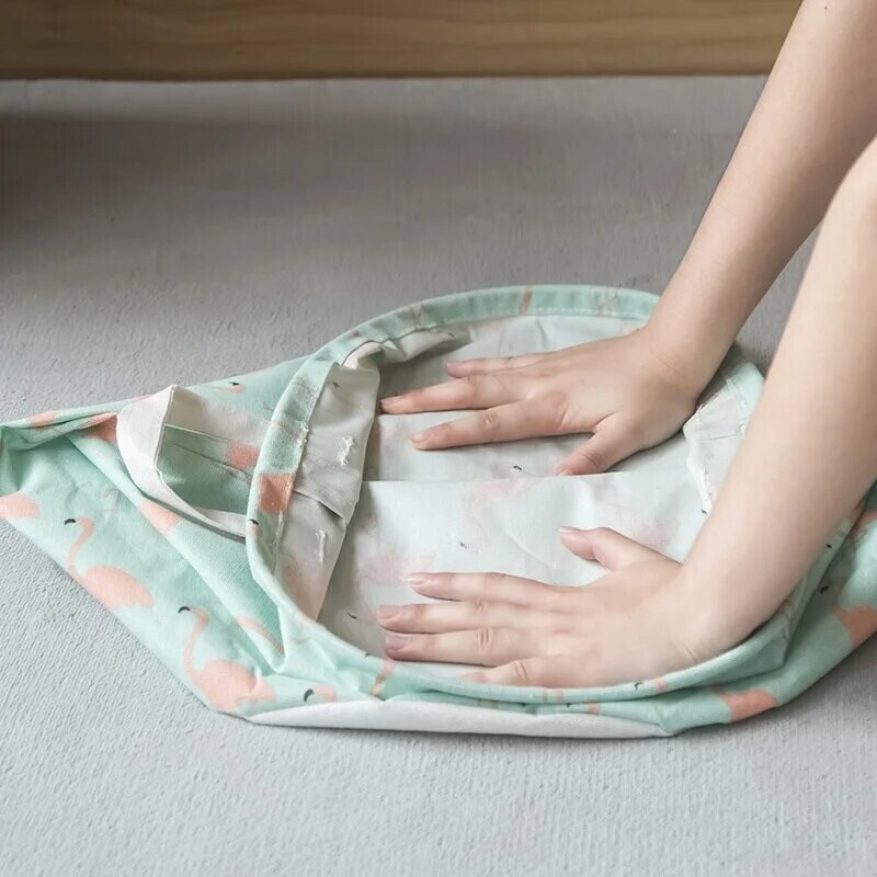 Suur kokkupandav pesukorv, eraldiseisev ja pikkade käepidemetega riidekindel, veekindel pesukott magamistuppa