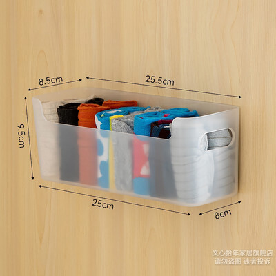 Sieniniai apatinių ir kojinių stalčių laikikliai, erdvę taupantis sprendimas bendrabučiams ir spintoms