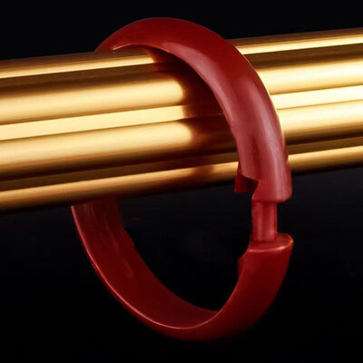 Cârlig pentru perdea de duș cu inel O din plastic. Cârlig pentru perdea de duș de culoare transparentă.