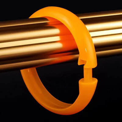 Cârlig pentru perdea de duș cu inel O din plastic. Cârlig pentru perdea de duș de culoare transparentă.