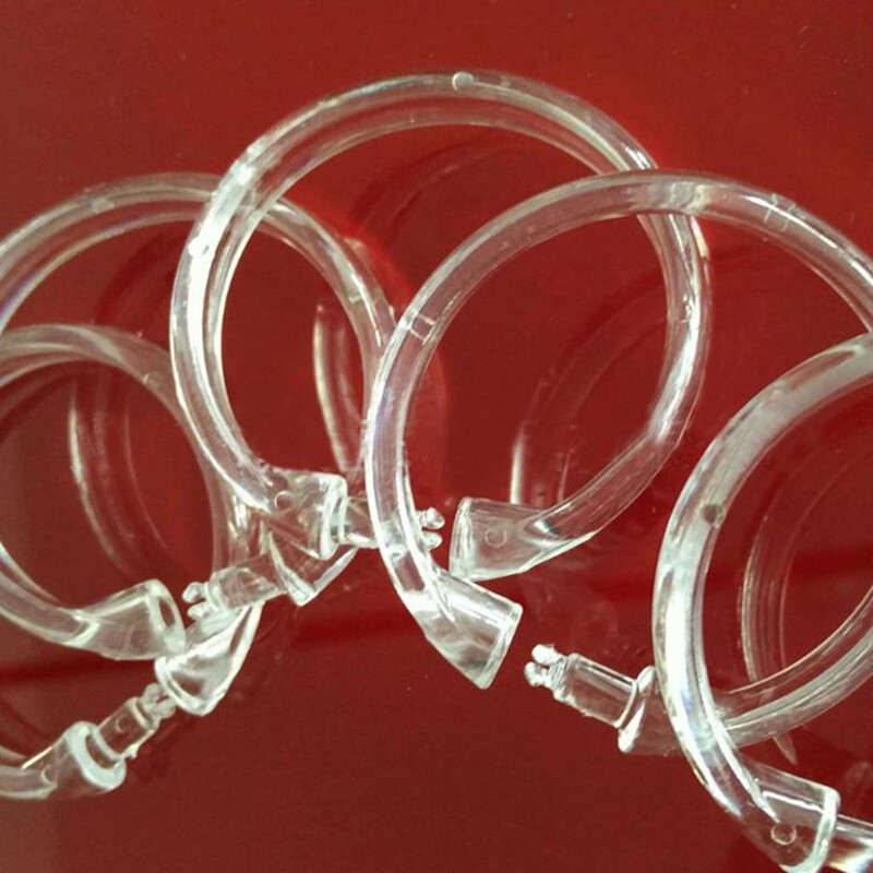 Cârlig pentru perdea de duș cu inel O din plastic. Cârlig pentru perdea de duș de culoare transparentă.