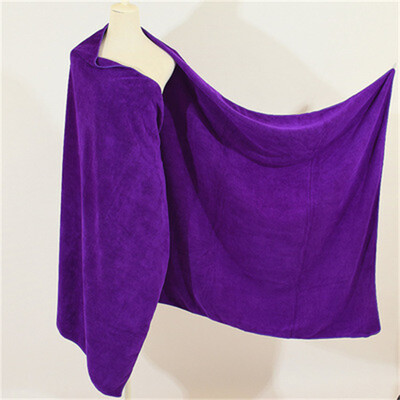 Padidinti ir sutirštinti mikropluošto rankšluostis, itin minkštas, itin sugeriantis ir greitai džiūstantis rankšluostis