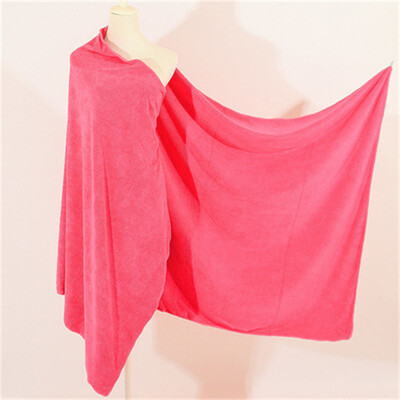 Padidinti ir sutirštinti mikropluošto rankšluostis, itin minkštas, itin sugeriantis ir greitai džiūstantis rankšluostis