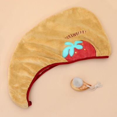 „Strawberry Star“ animacinių filmų įvyniojamas rankšluosčių dangtelis Koralų vilnos džiovinantis plaukų rankšluostis, stiprus vandenį sugeriantis mikropluošto dušo kepuraitė moterims