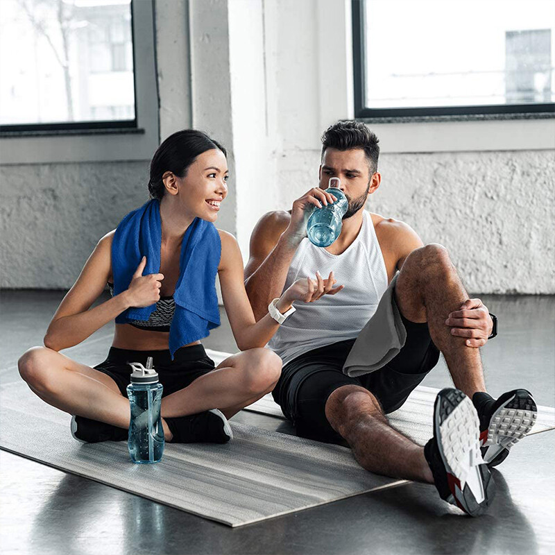 Mikrokiust kiiresti kuivav rätik reisimine spordirätik Rannarätik Super imav matkamiseks seljakottideks jõusaaliks rannaujumiseks jooga