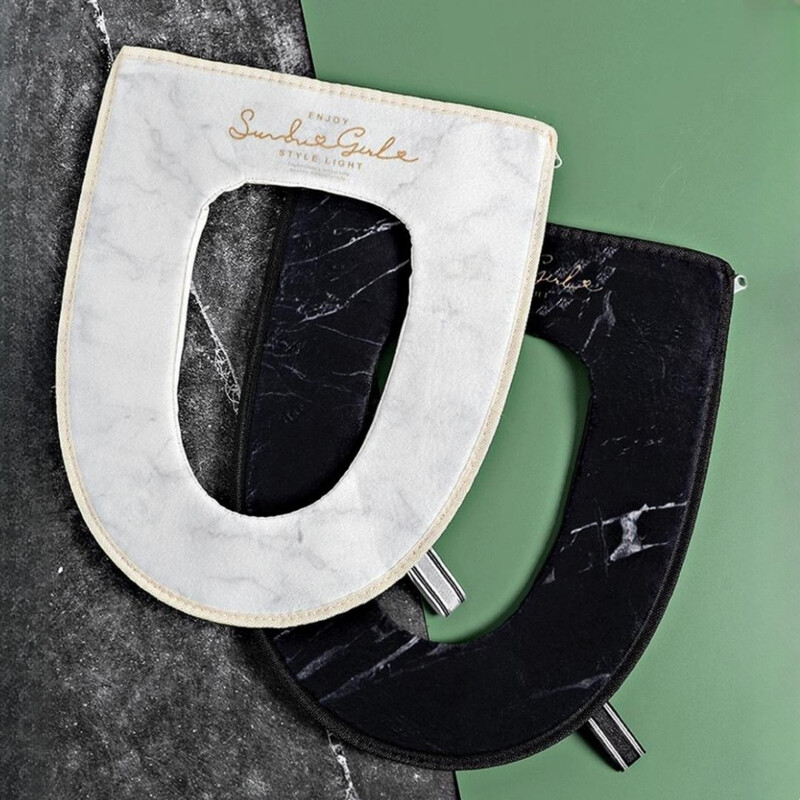 Luksuslik veekindel istmekatte matt, nelja hooajaline universaalne kodumajapidamiste tõmblukuga WC kate, paksem ja pehme käepidemega WC padja ringiga