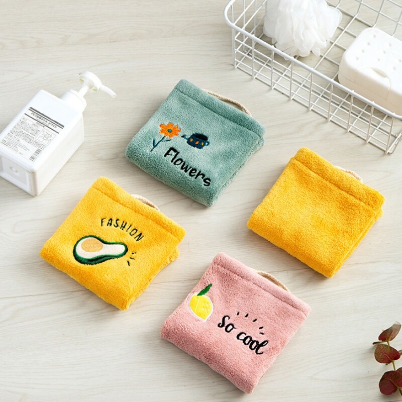 Pehme korea stiilis käterätik multifilmide tikandiga taskurätik majapidamises seinale kinnitatavate vannitoa köögitarvikute jaoks