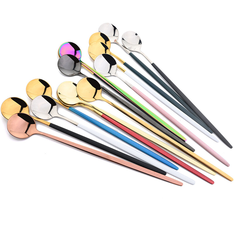 8 vnt. Ilgo koto ledo šaukštas Kavos arbatos maišymo šaukštas Nerūdijančio plieno juodo aukso stalo įrankių rinkinys Indų virtuvės vakarienės stalo įrankių rinkinys