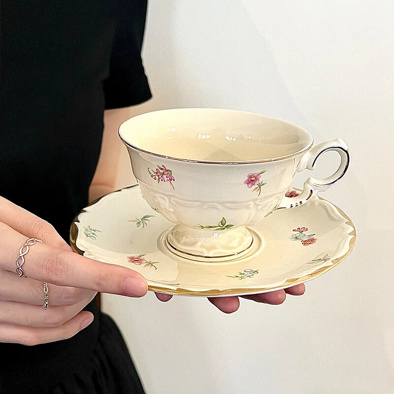 Prancūziškas retro kavos rinkinys lėkštė Keraminė romantiška popietės arbatos puodelis kavos puodelis lėkštė 200 ml puodelio padėklas Kavinė puodelis vakarėlio puodelis