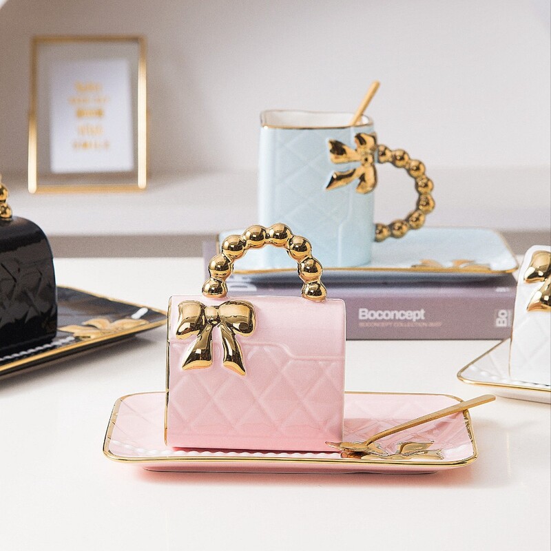 1Set 330ml Dizajn torbice Šalica za čaj i tanjurić Keramička šalica za kavu i tanjur Šalica za poslijepodnevni čaj Ljeto Zima Posuđe