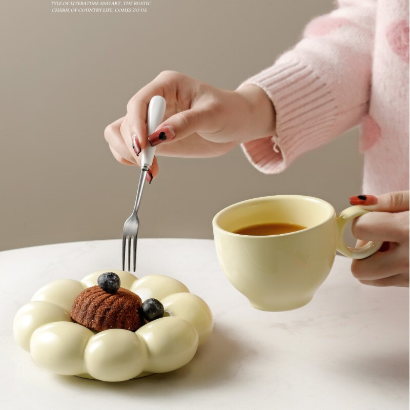 „Pretty Cloud“ keramikinis puodelio ir lėkštės rinkinys „Saulėgrąžų“ serija „Pusryčių arbatos laikas Pieno kavos puodelis“ Namų gėrimas, gimtadienio dovana, 200 ml