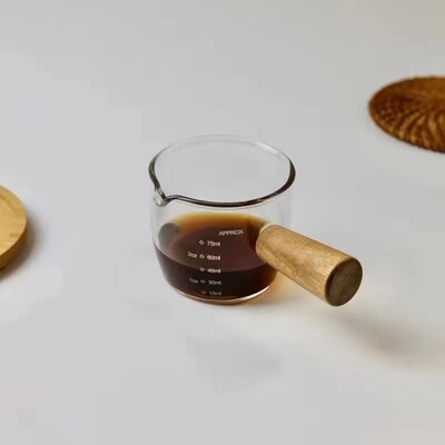 50/75/100 ml Medinės rankenos stiklinis kavos mini pieno puodelis espreso kavos matavimo puodelis dvigubos / vienos burnos virtuvės padažo indo matavimo puodelis