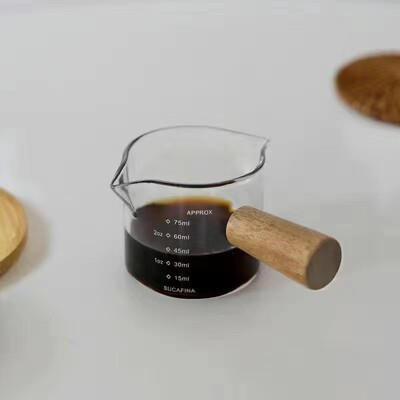 50/75/100 ml Medinės rankenos stiklinis kavos mini pieno puodelis espreso kavos matavimo puodelis dvigubos / vienos burnos virtuvės padažo indo matavimo puodelis
