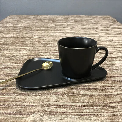 Kohvipiima tee tass kontorihotelli vaba aja tee kinkekarbi tass lusikaga Euroopa luksuslik keraamiline büroo kohvitass telkimine