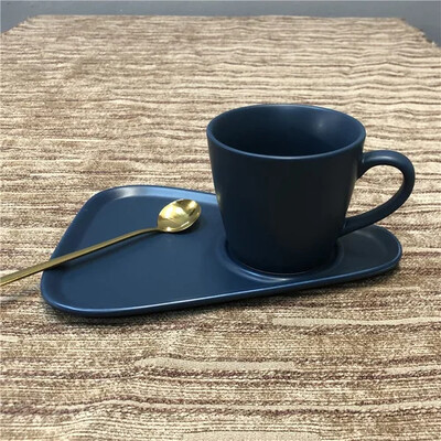 Kohvipiima tee tass kontorihotelli vaba aja tee kinkekarbi tass lusikaga Euroopa luksuslik keraamiline büroo kohvitass telkimine