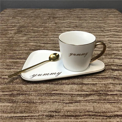 Kohvipiima tee tass kontorihotelli vaba aja tee kinkekarbi tass lusikaga Euroopa luksuslik keraamiline büroo kohvitass telkimine