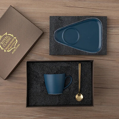 Kohvipiima tee tass kontorihotelli vaba aja tee kinkekarbi tass lusikaga Euroopa luksuslik keraamiline büroo kohvitass telkimine