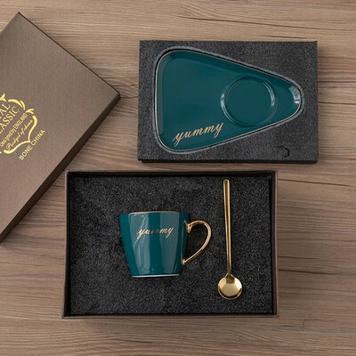 Kohvipiima tee tass kontorihotelli vaba aja tee kinkekarbi tass lusikaga Euroopa luksuslik keraamiline büroo kohvitass telkimine