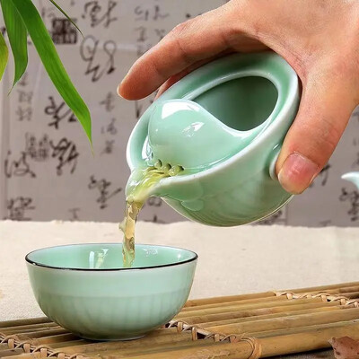 Nešiojami arbatos indų rinkiniai keliaujantiems Celadon Nešiojami arbatos rinkiniai, laikomi automobilyje montuojamas keramikinis meistro puodelis namų naudojimui dovanų didmeninė prekyba