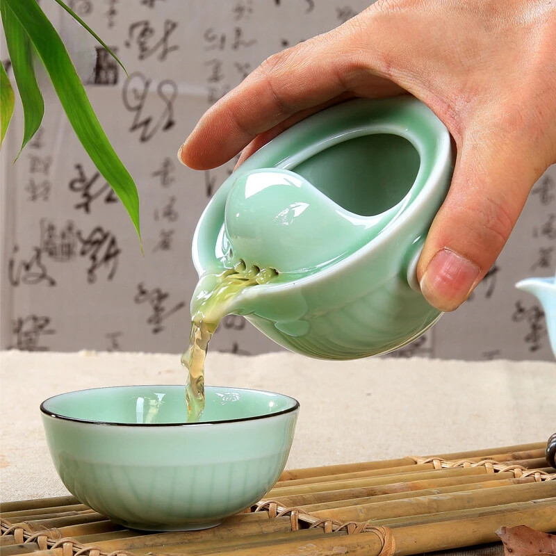 Nešiojami arbatos indų rinkiniai keliaujantiems Celadon Nešiojami arbatos rinkiniai, laikomi automobilyje montuojamas keramikinis meistro puodelis namų naudojimui dovanų didmeninė prekyba