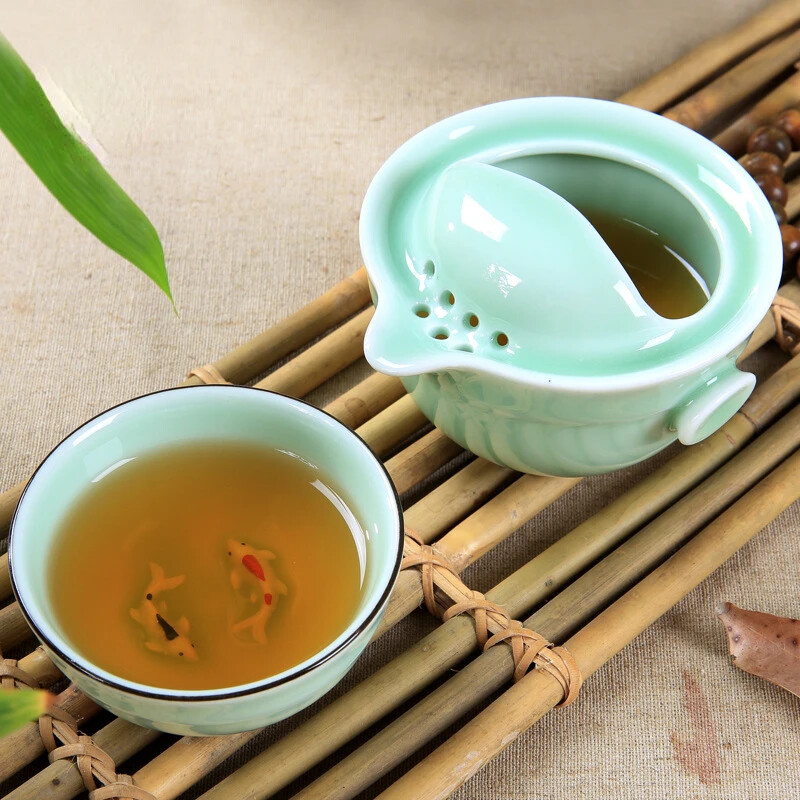 Nešiojami arbatos indų rinkiniai keliaujantiems Celadon Nešiojami arbatos rinkiniai, laikomi automobilyje montuojamas keramikinis meistro puodelis namų naudojimui dovanų didmeninė prekyba