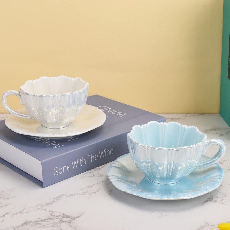 Keraamiline kohvikruus Loominguline armas tass lillekujulise alustassiga Mugava käepidemega uudne kohvitass kontoritee Latte piima jaoks