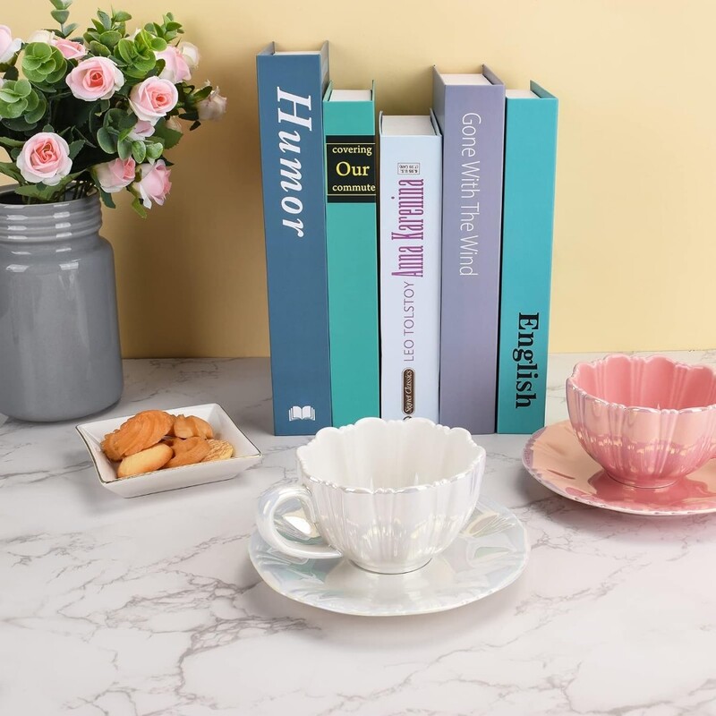 Keraamiline kohvikruus Loominguline armas tass lillekujulise alustassiga Mugava käepidemega uudne kohvitass kontoritee Latte piima jaoks