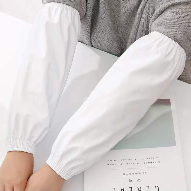 Prinditud logoga vee- ja õlikindlate nahast varrukate hulgimüüja meestele ja naistele köögi saastetõrje tööjõukindlustuse varrukad täiskasvanutele