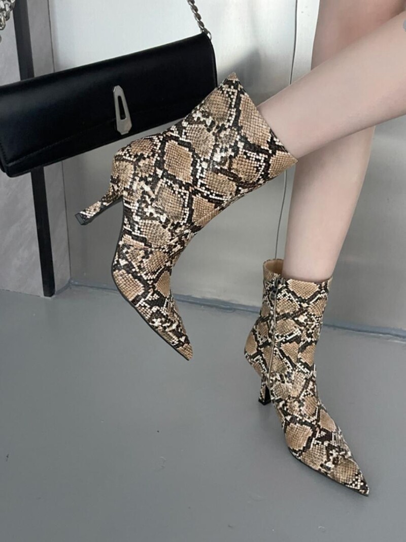 Κοντές γυναικείες μπότες εξωτερικού εμπορίου Ευρωπαϊκά διακοσμητικά γυναικεία ανοιξιάτικα και φθινοπωρινά