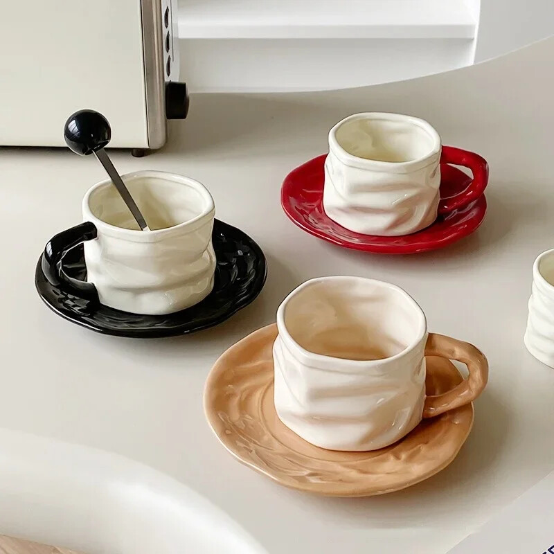 Design rafinat plisat Set ceașcă de cafea și farfurii din ceramică Cană din ceramică de 230 ml Cana ceai de după-amiază Cuplu ceașcă de apă Mic dejun lapte