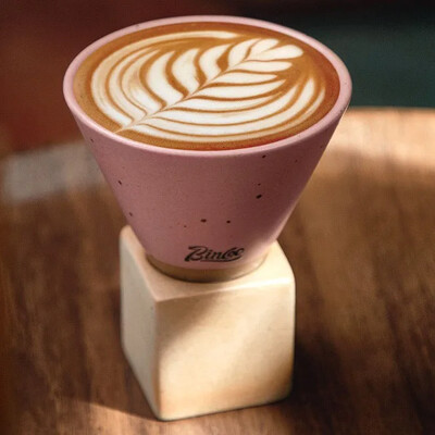 Retro japonų trikampio kūgio formos keramikos arbatos kavos puodelis Keraminis meninis kavos puodelis Keraminis kapučino gėlių puodelis namų kavinei