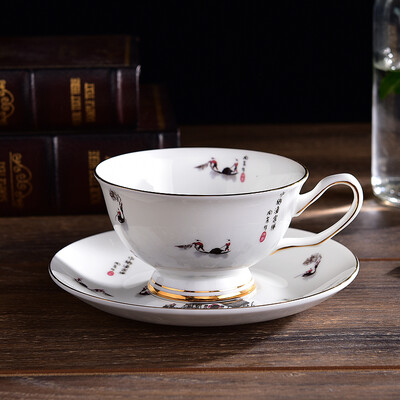 Arbatos puodelių rinkinys Menas Tapyba Kultūriniai Kavos Drabužiai Bone China Kavos rinkiniai Prabangūs Dovanų Puodeliai ir lėkštės su šaukštu